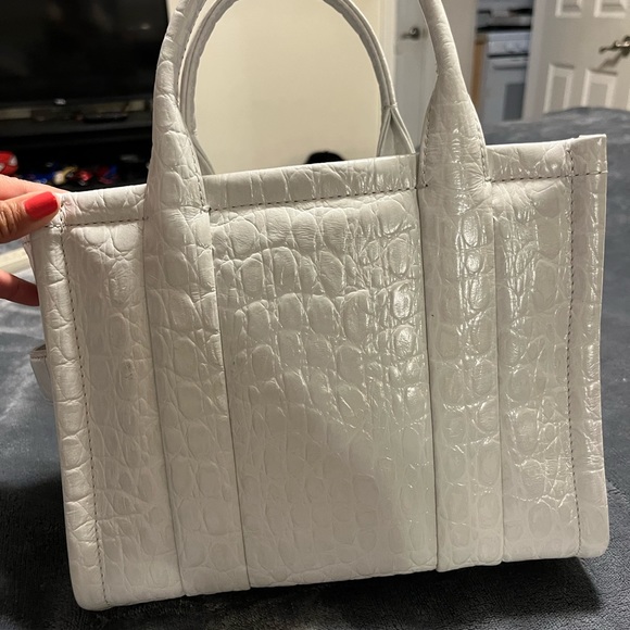 Marc Jacobs Ivory Croc Embossed tote bag Small - Picture 3 of 8
